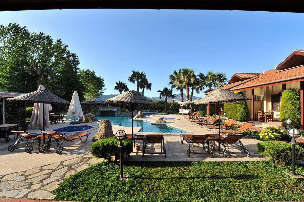 דליאן Grenadine Lodge מראה חיצוני תמונה