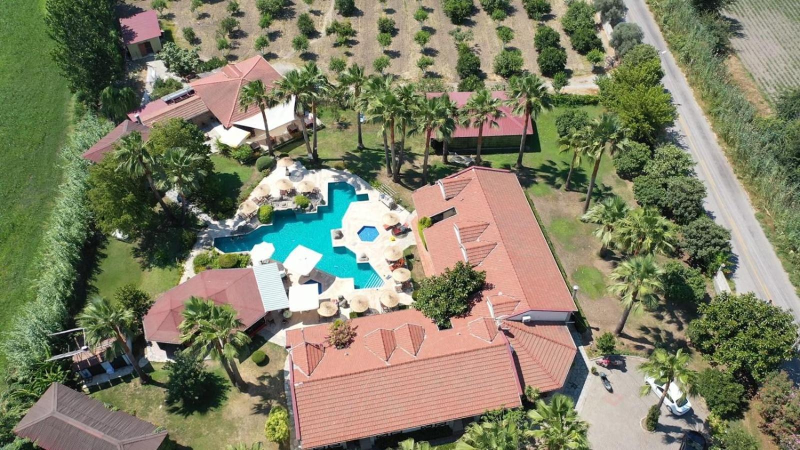 דליאן Grenadine Lodge מראה חיצוני תמונה