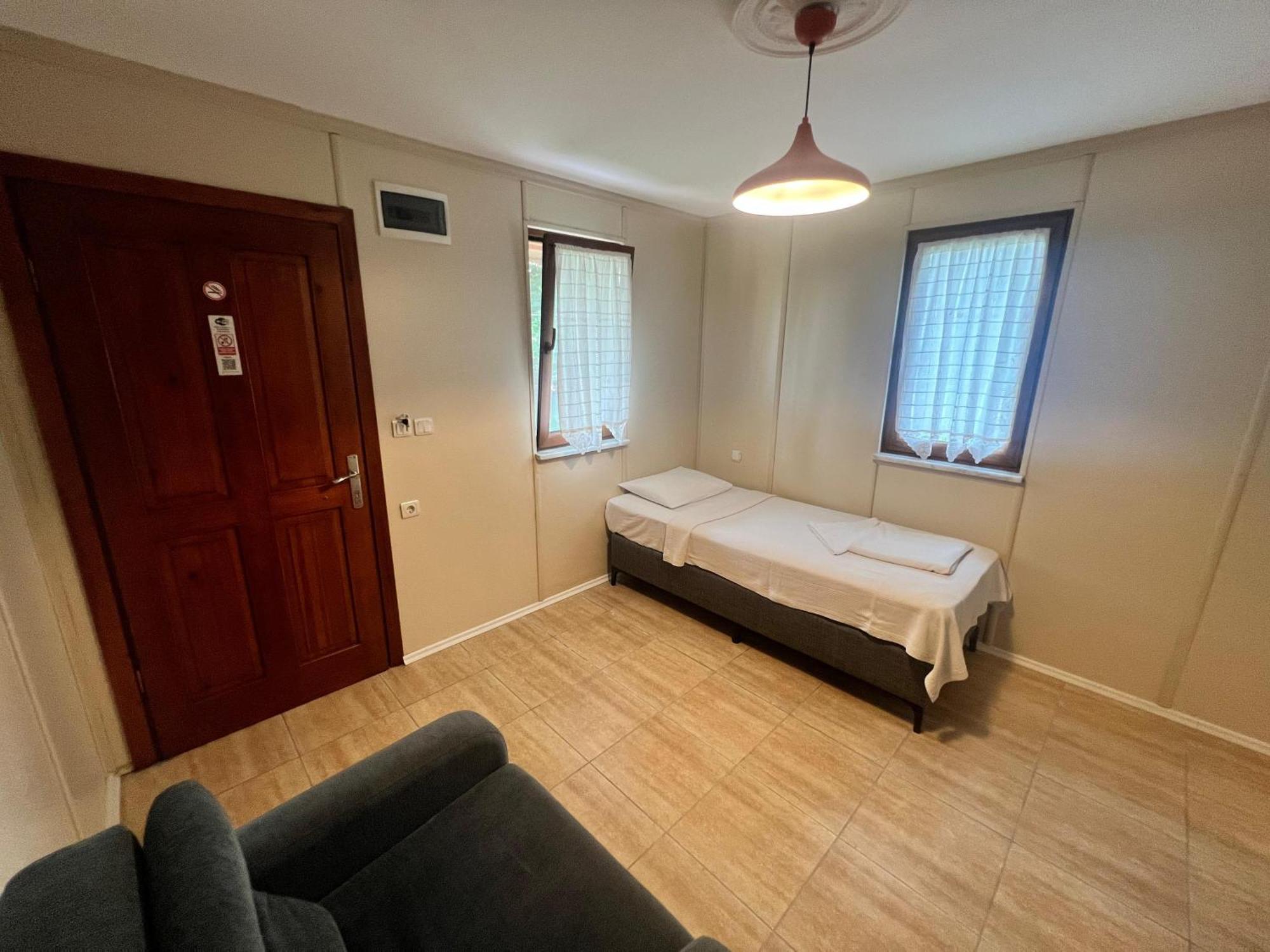 דליאן Grenadine Lodge מראה חיצוני תמונה